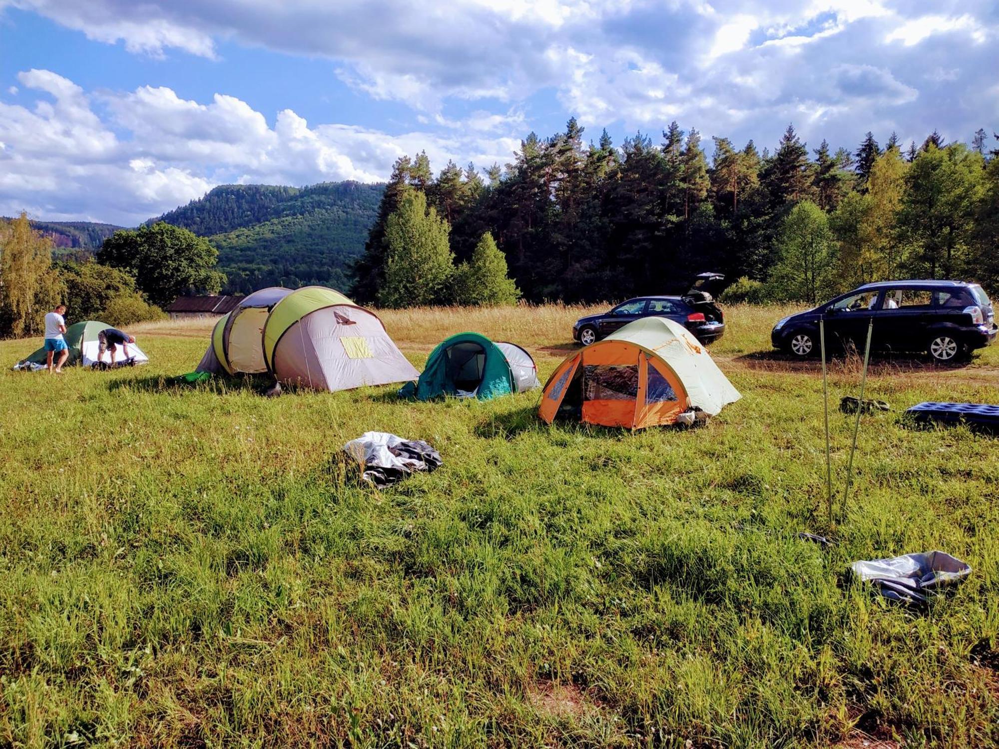 Gory Stolowe Camp -Miejsce Na Kamper, Przyczepe Lub Namiot Радкув Екстер'єр фото
